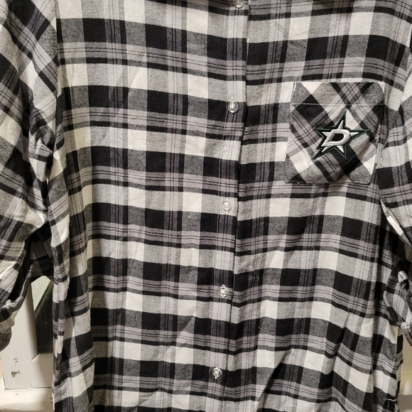 Dallas Stars Flannel - Picture 3 of 3